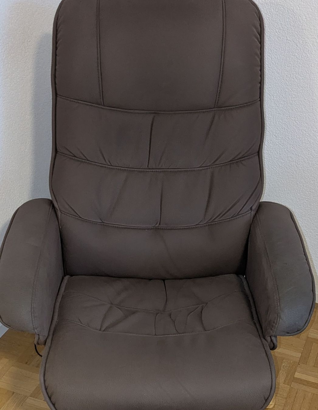 Poltrone: Bequemer Relaxsessel mit Fußstütze – Usato da Thun venduto da rsj_yhb7