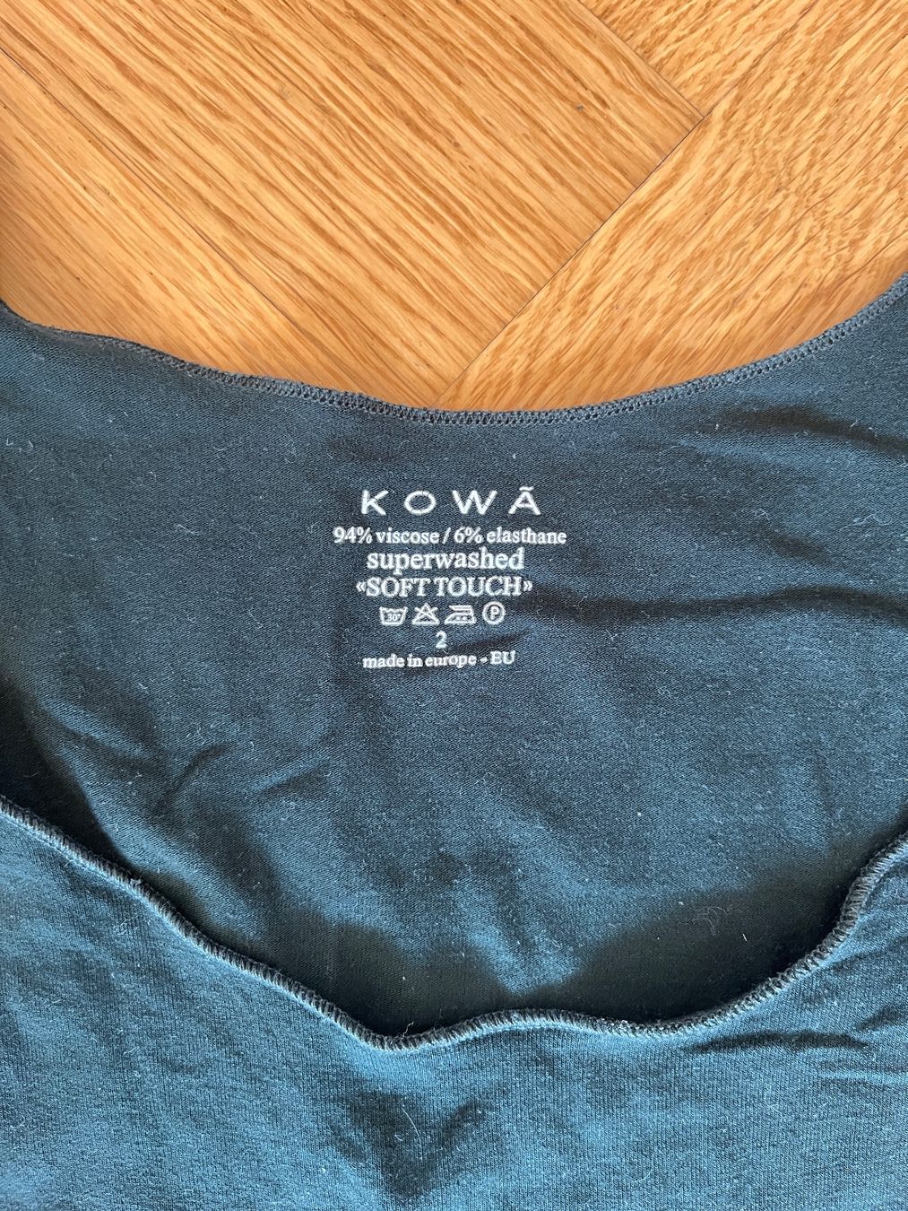 Top: Kowa Yoga Set Dunkelgrün – Usato da Zürich venduto da bretxo 5