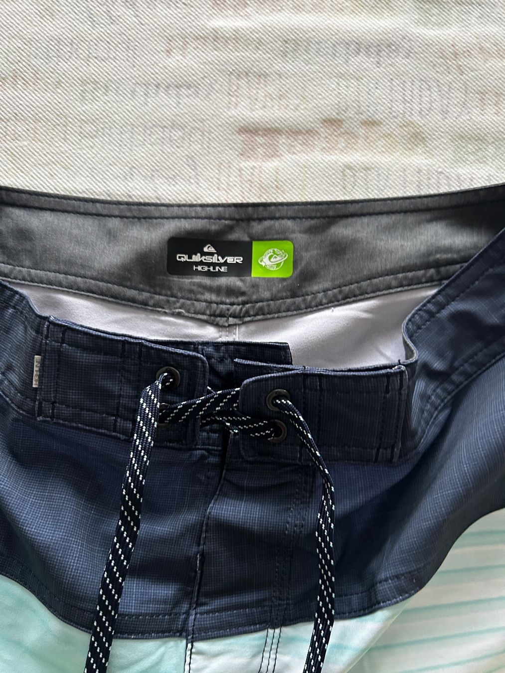 Quiksilver Costumi da bagno: QuickSilver Badehose (Neu) – Nuovo (secondo la descrizione) da Madetswil venduto da MTR1618 3