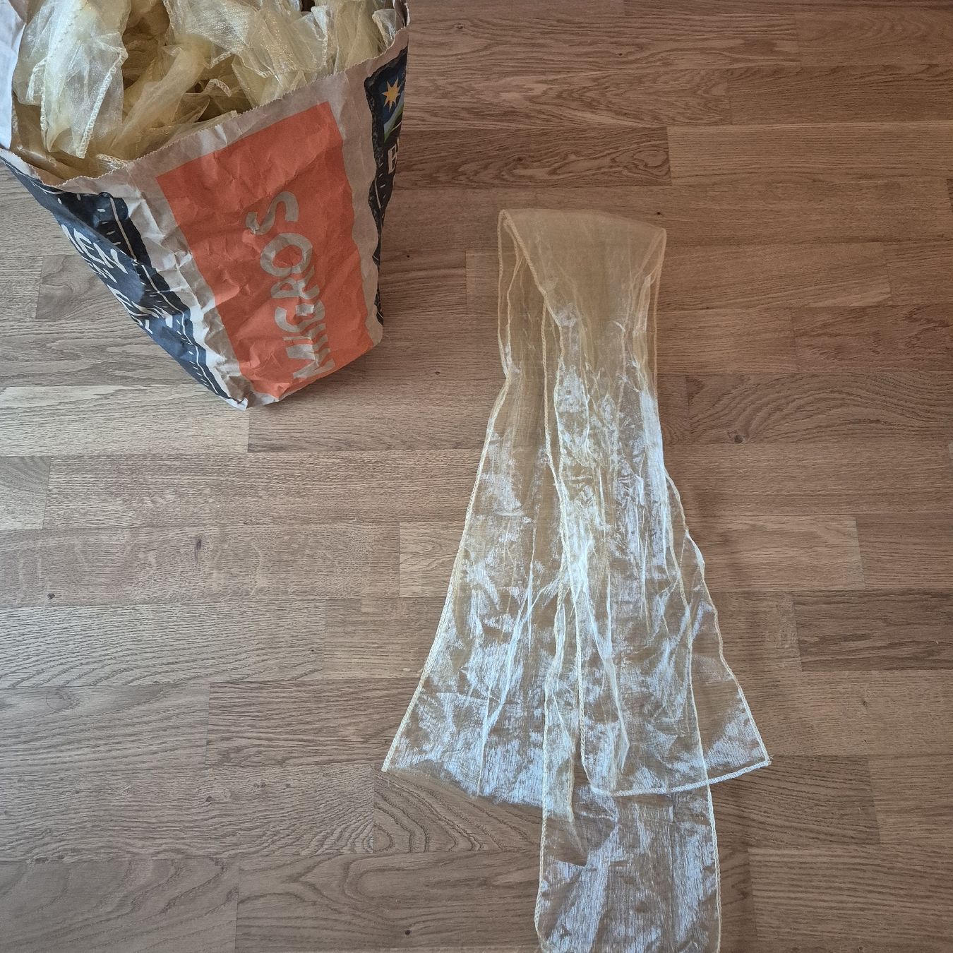 Rubans décoratifs: Schleifenbänder – D'occasion à Bettwil par lar_jtt6 3