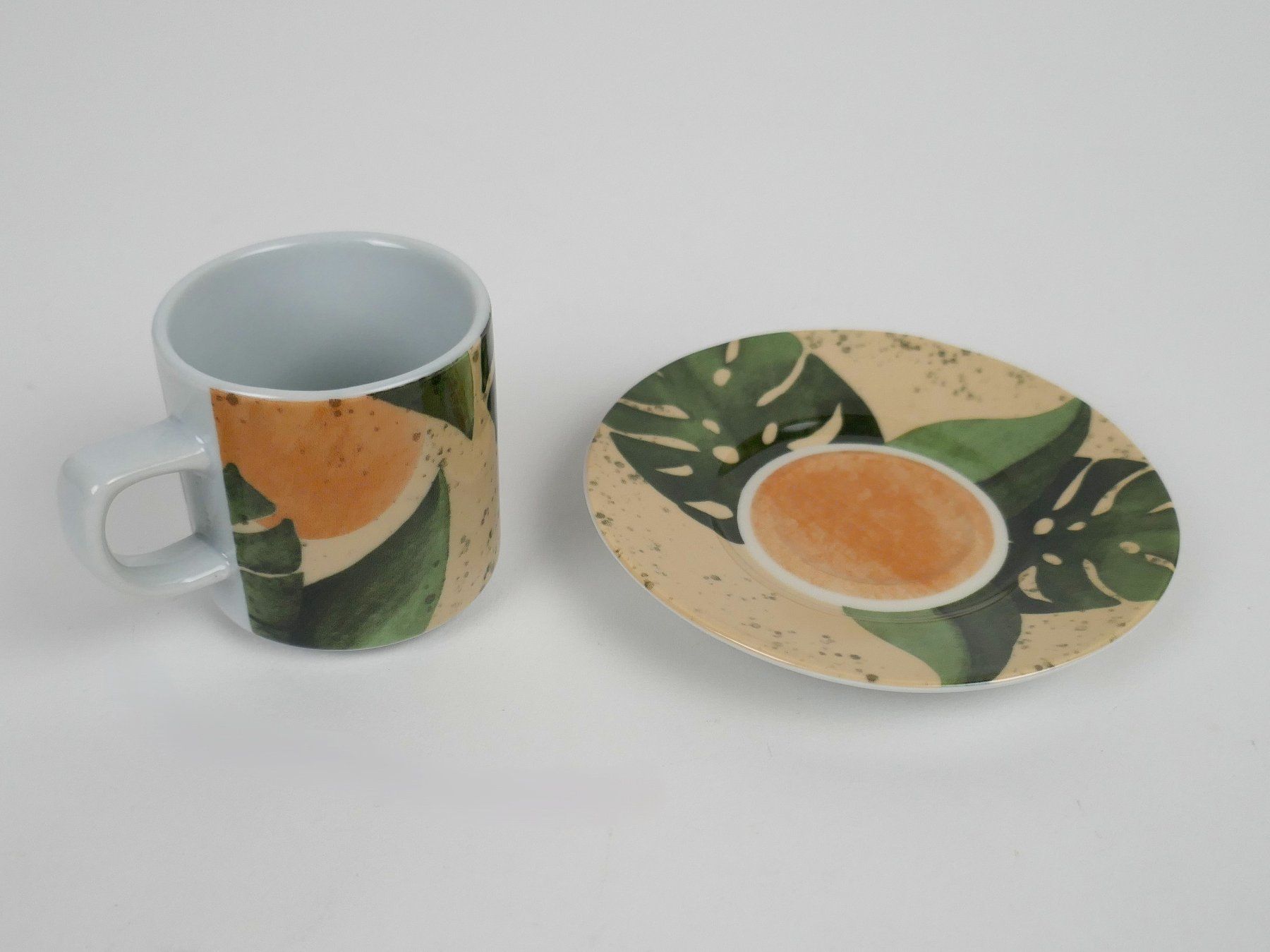 Pfister Tassen: Mini-Tasse mit Unterteller "Monstera" – Gebraucht aus Urtenen-Schönbühl von Restwert_Schoenbuehl 3