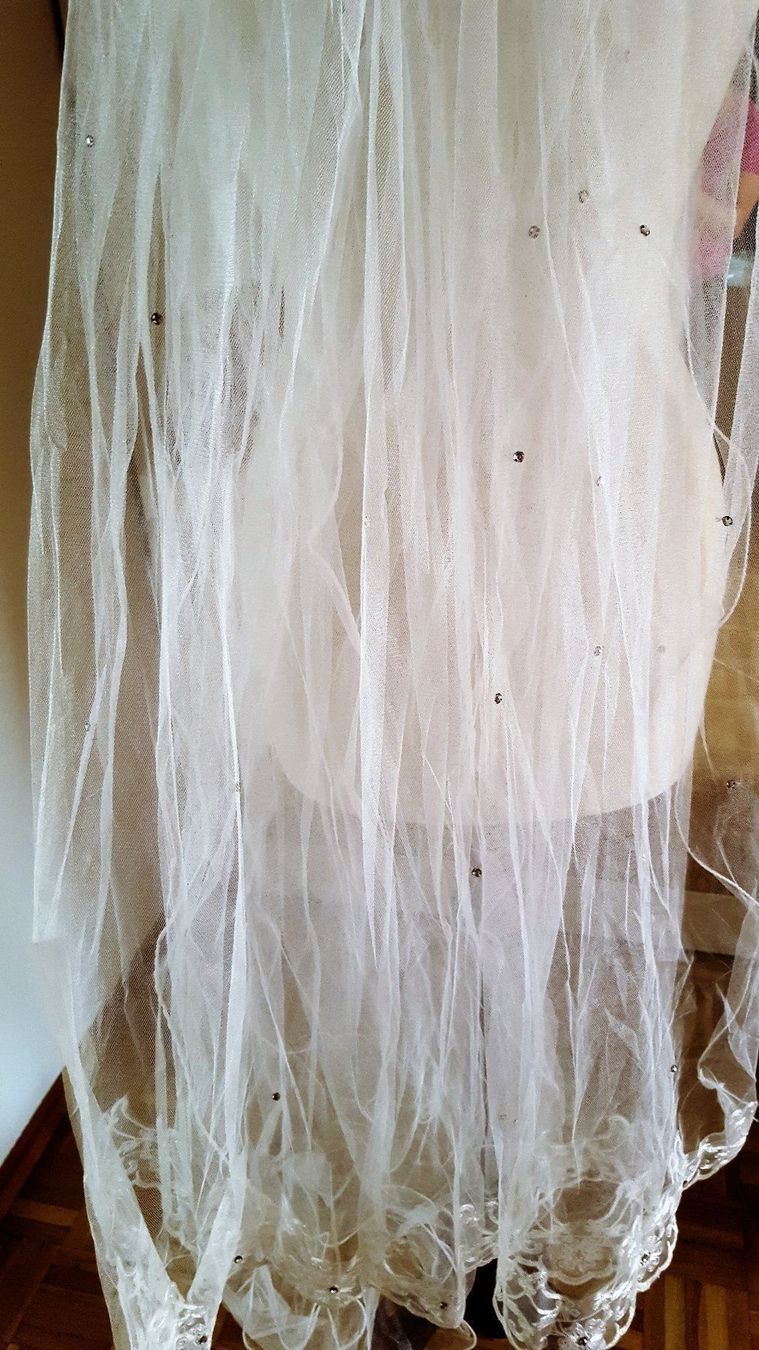 Vestiti: Brautschleier ivory lang Spitze Kristall – Nuovo e nell'imballaggio originale da turbenthal venduto da lory300zx 2