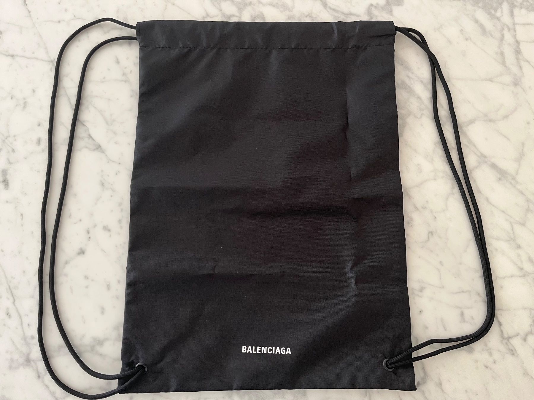 Zaini: Balenciaga Dust Bag/Gym Bag – Nuovo (secondo la descrizione) da Wetzikon ZH venduto da MW.S