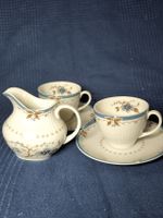 Royal Doulton 2 tasses + pichet à lait