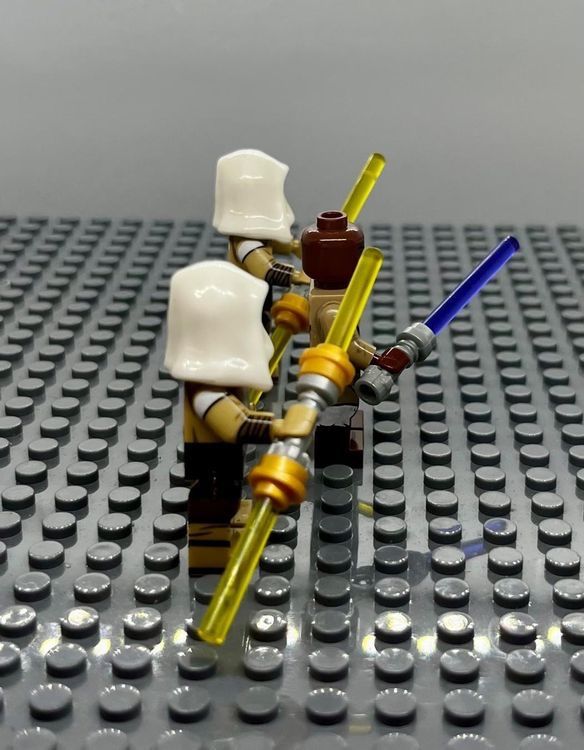 Star Wars Kit di costruzioni: Mace Windu & 2 Jedi Tempelwachen Minifiguren – Nuovo (secondo la descrizione) da St.Gallen venduto da Jamaruqua 1