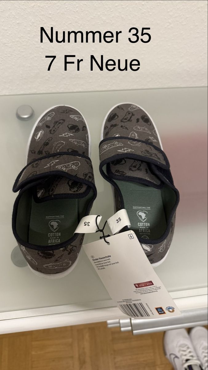 Scarpe per ragazzi: Kinderhausschuh – Nuovo e nell'imballaggio originale da BASEL venduto da NELLA26
