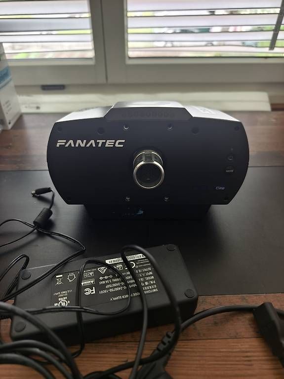 Fanatec Controller: Fanatec CSL Elite Wheel Base (PS4 / PS5 / PC) – Usato da Rekingen AG venduto da BruBor