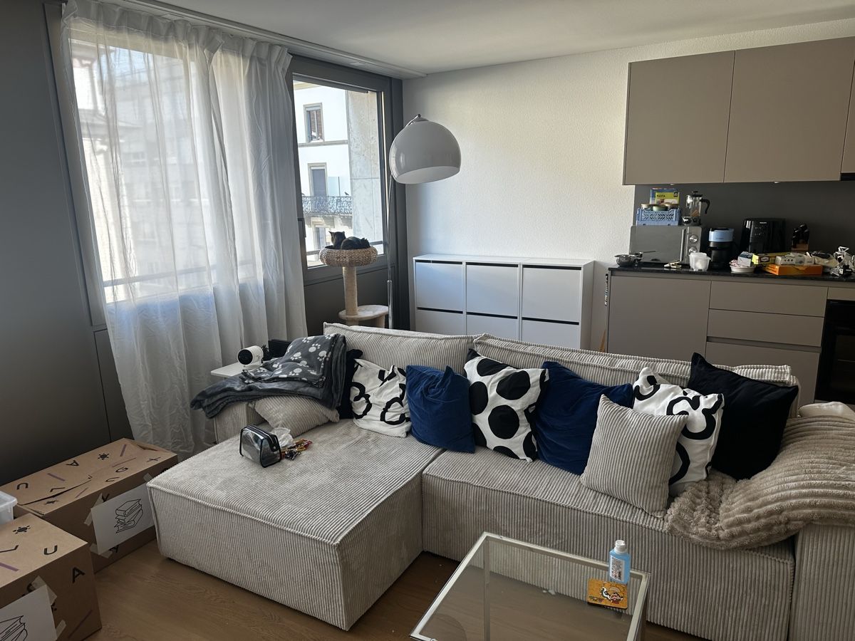 Divani: Ecksofa/ Schlafsofa in Beige Cord Stoff – Usato da Biel/Bienne venduto da sarinya_naja