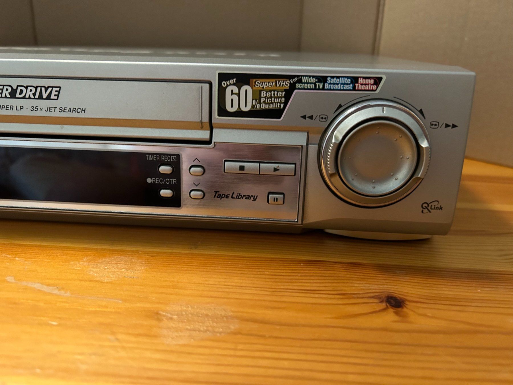 Panasonic Enregistreurs: Panasonic NV-HS870 Super VHS Rekorder – D'occasion à Bern par Fireblades 2
