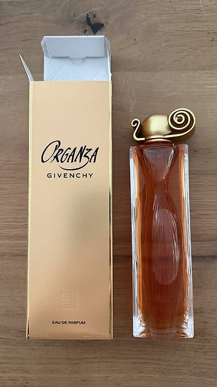 Profumi & Eau de Toilette: Parfum Givenchy Organza 100ml – Usato da Chavornay venduto da Danae22