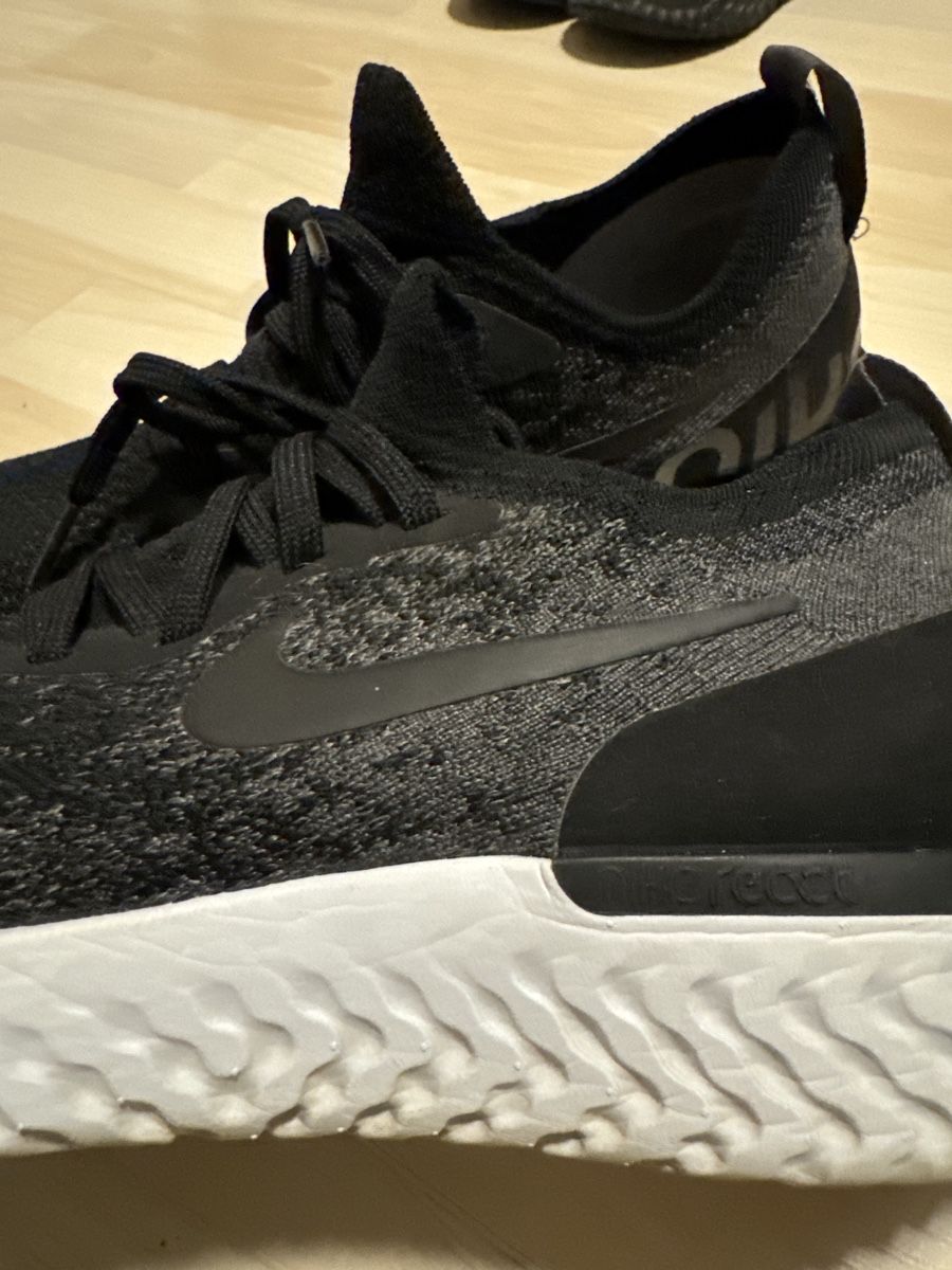 Nike Damenschuhe: Gr.39 Nike Epic React Laufschuhe / Sneaker grau/schwarz – Gebraucht aus Grenchen von Lucy68 6