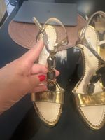 Chaussures femmes Prada