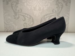 Prada Pumps schwarz Grösse 37.5 gebrauchter Zustand