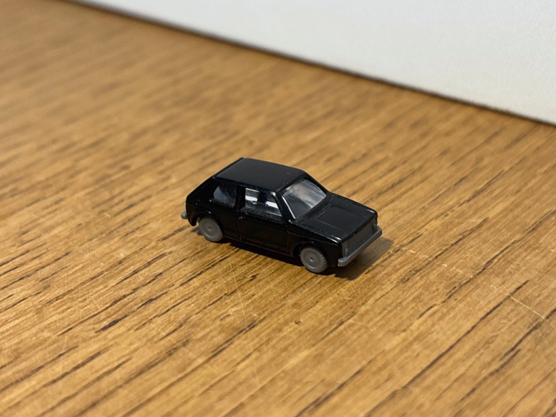 Modellini di ferrovie: M0881: VW Golf (Spur N) – Usato da Birsfelden venduto da Birs_25