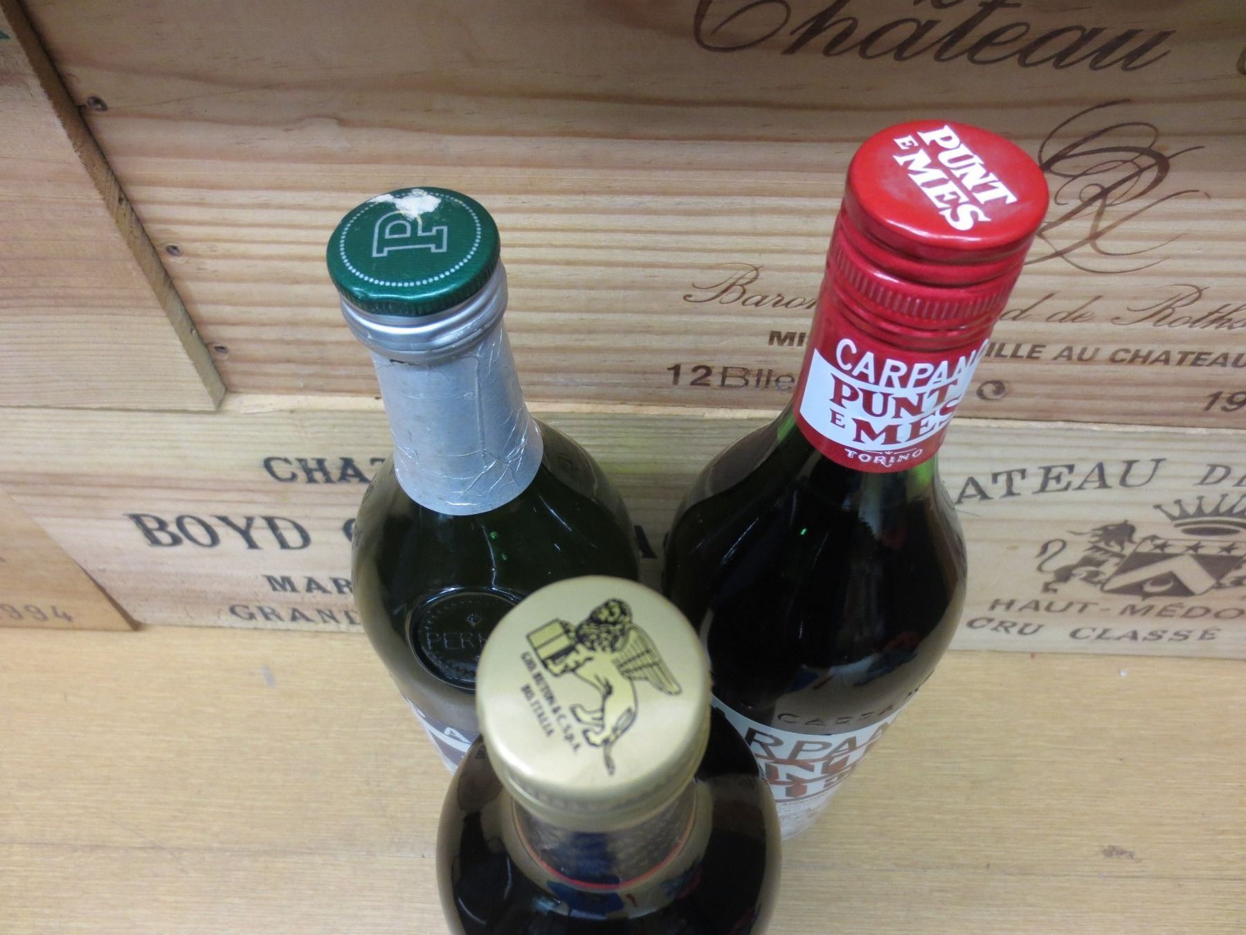 Bevande alcoliche: 3 Fl. Versch. Aperitif (Lot 421) – Nuovo (secondo la descrizione) da Schöftland venduto da Luxury-Store 3