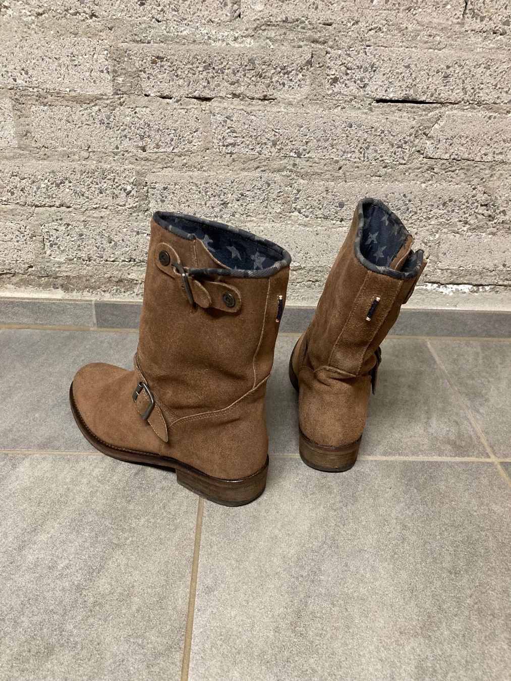 Scarpe da donna: Stiefel – Usato da Rorschach venduto da Loonimuh 1