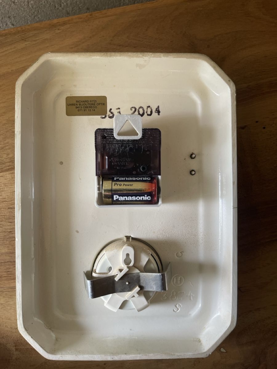 Junghans Uhren: Junghans Küchenuhr – Gebraucht aus Horgen von Aruscha 1