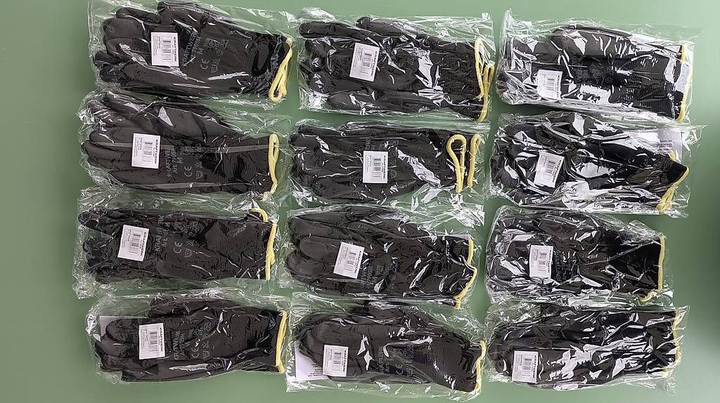 Guanti & manicotti: 12 Paar Arbeitshandschuhe Grösse M – Usato da Altdorf UR venduto da Walhalla59 1