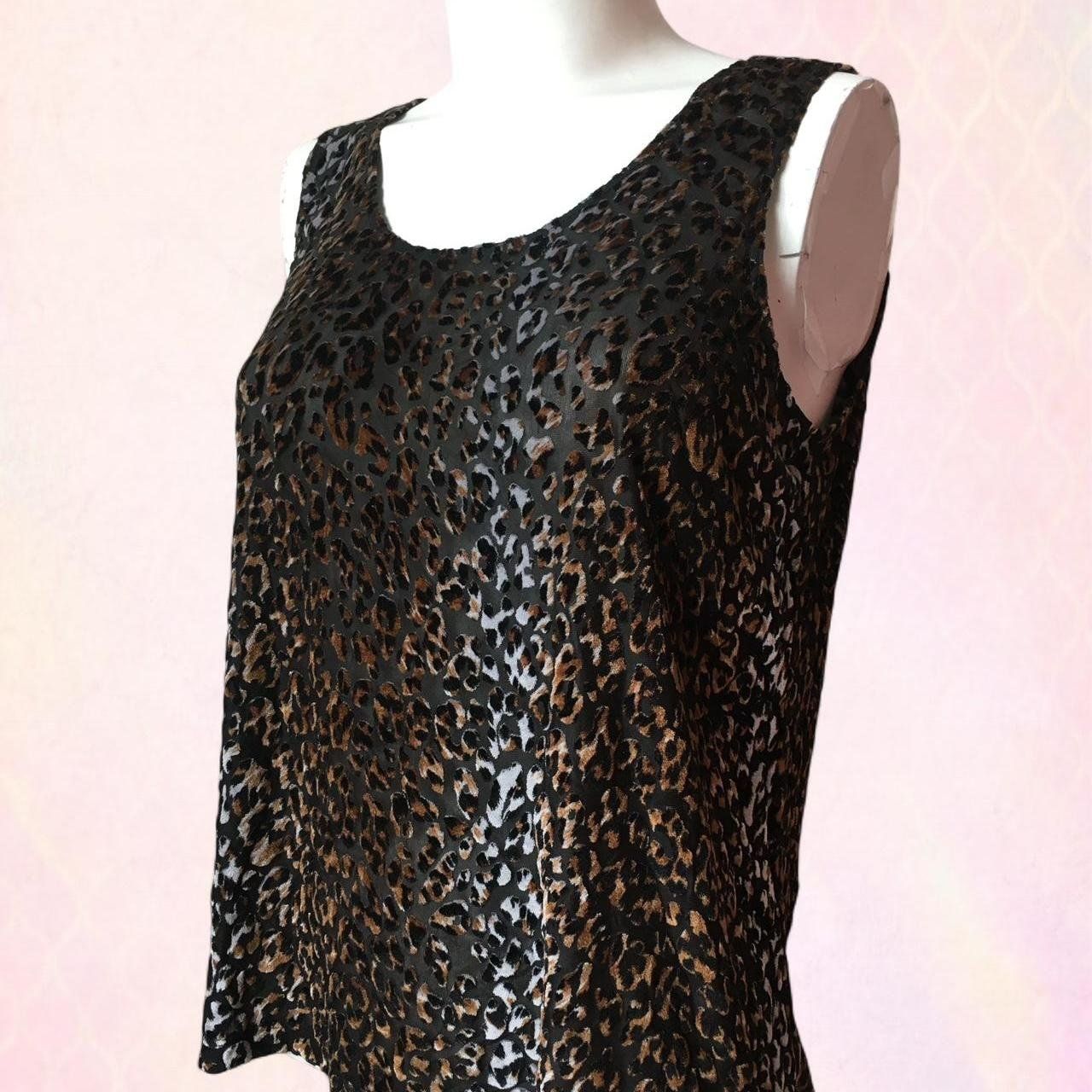 T-shirt: Débardeur FOSBY Design léopard texturé - taille 40 – Usato da Troinex venduto da Irisglo