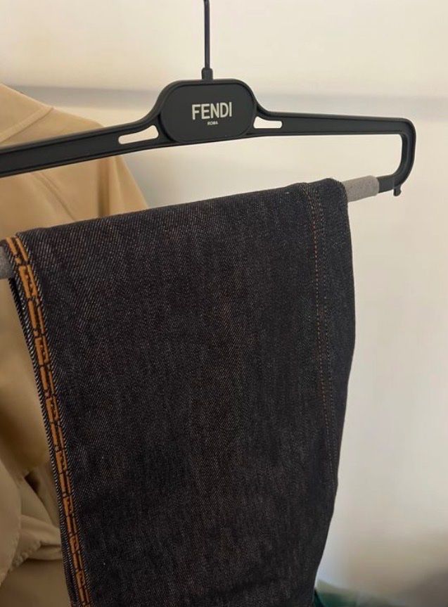 Fendi Jeans: Fendi denim jeans – Nuovo e nell'imballaggio originale da Grandvaux venduto da i71_n8m7 5