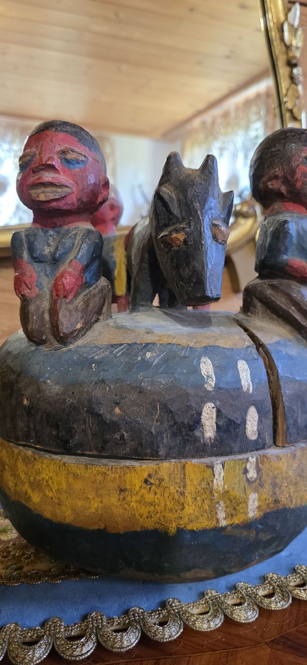 Figuren: Antike Kunstvolle Yoruba Ritual Schale – Gebraucht aus Wolfhalden von Nati-Nati 1