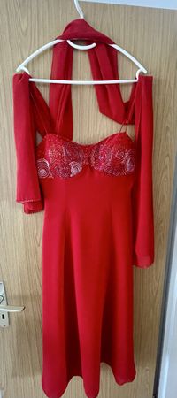 Rotes Abendkleid mit Stola, Grösse 34, festlich & schick