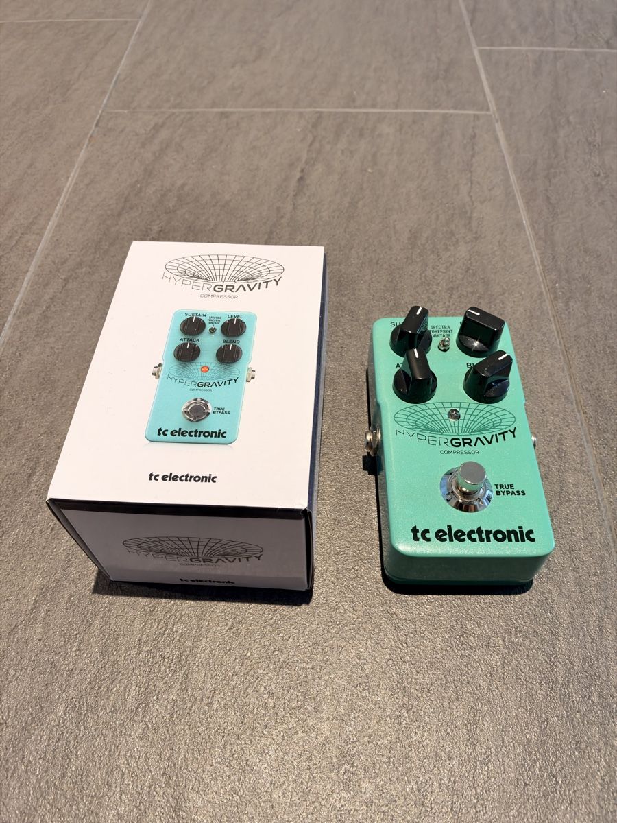 Strumenti musicali: TC Electronic HyperGravity Compressor mit Originalverpackung – Nuovo (secondo la descrizione) da Neuenkirch venduto da Flackmataz