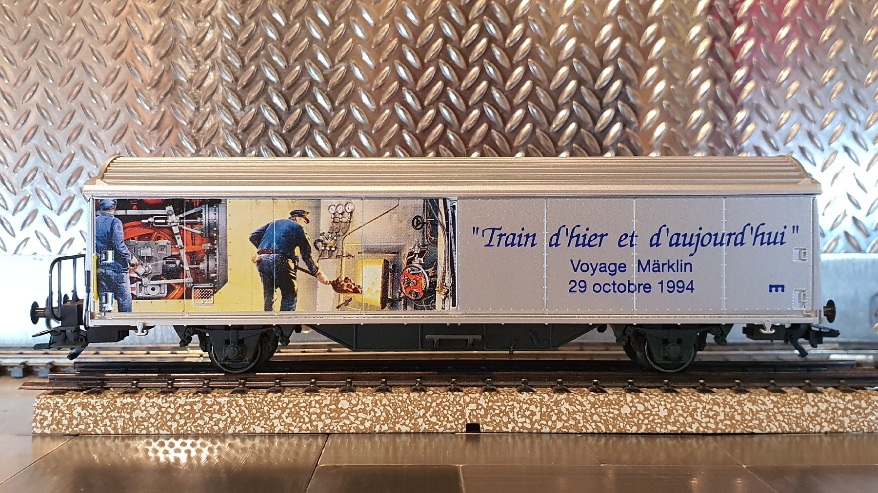 Märklin Modellini di ferrovie: MÄRKLIN H0 GÜTERWGEN EISENBAHN GESTERN UND HEUTE  – Usato da Männedorf venduto da Modellbau-wyss