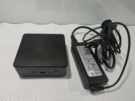 Intel NUC 11 Performance – i7-1165G7 | 16GB RAM 256GB SSD |