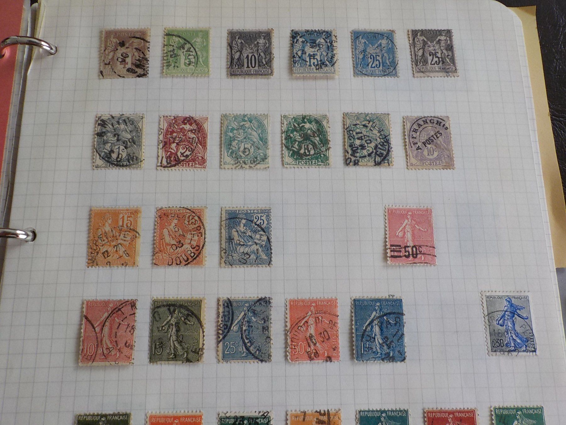 Tutti i francobolli: Briefmarken Europa, grosser Posten im Ringbinder mit Falz o – Usato da Ebikon venduto da alanchal 1