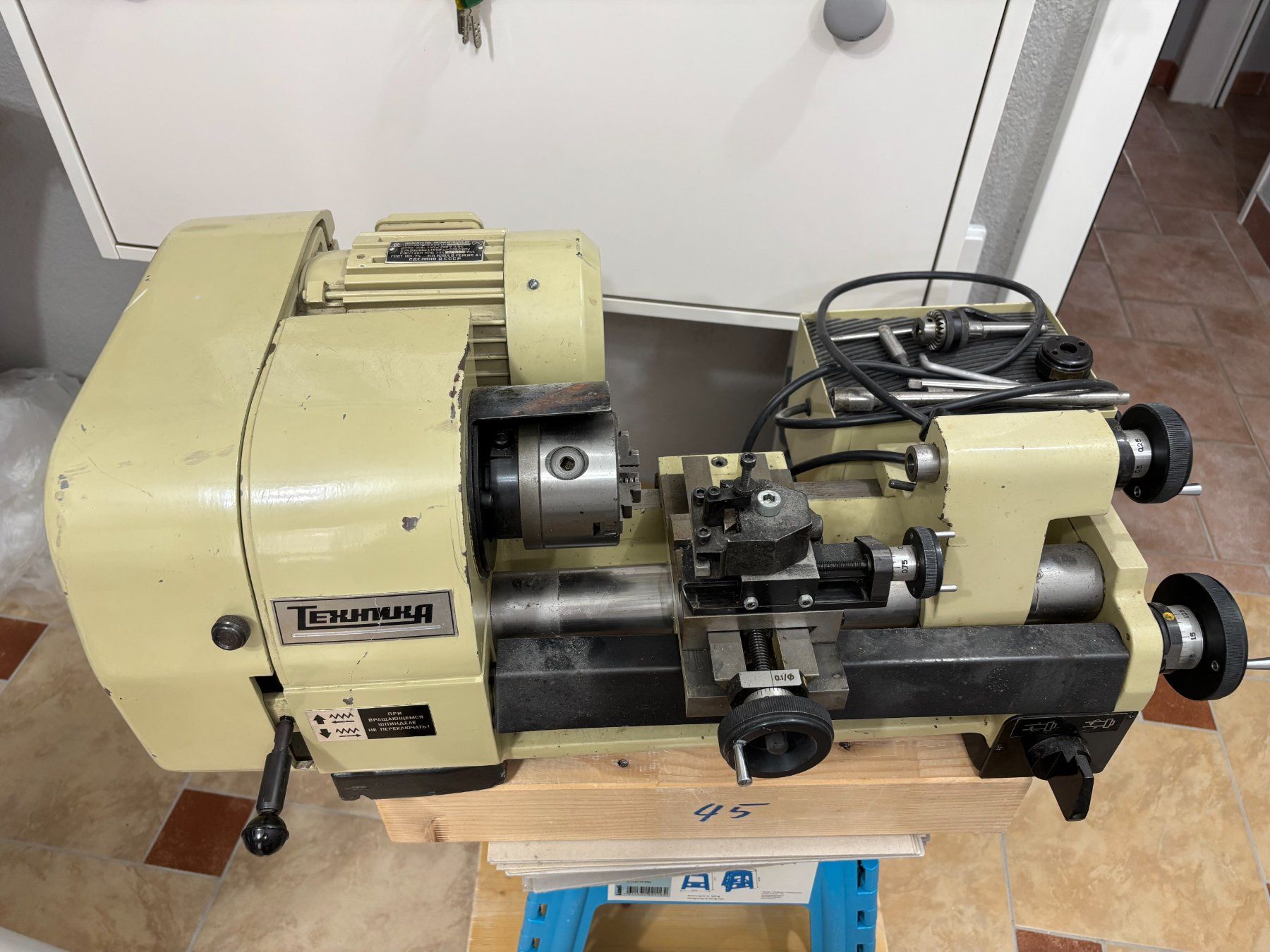 Tutte le macchine: Universal Drehmaschine – Difettoso da Gränichen venduto da bea_nkz7
