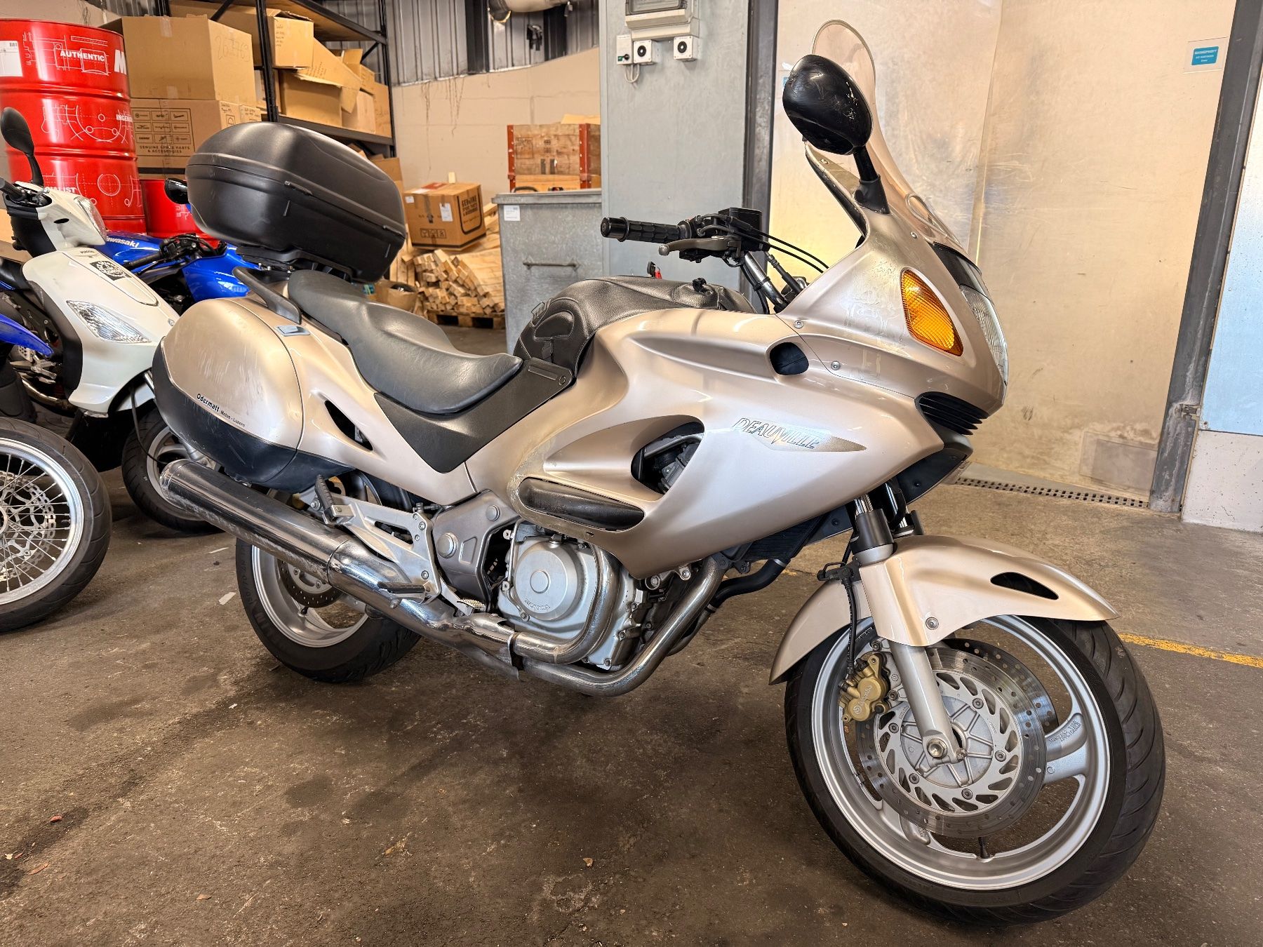 Honda Touring: Honda Deaville NT650V – Gebraucht aus Kriens von hostettlermotolu
