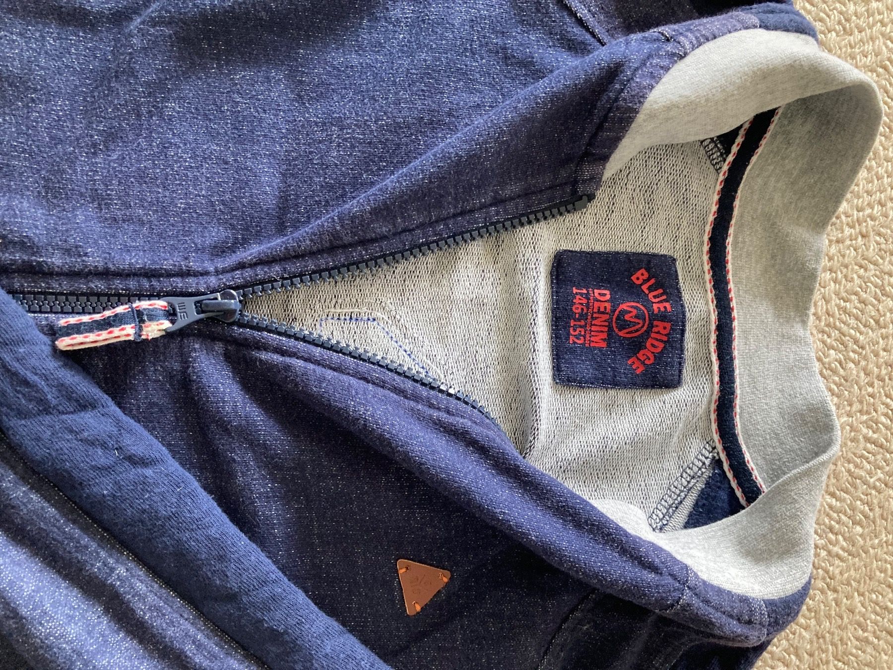 We Maglioni & Felpe: Pullover+ T-shirt – Usato da Safnern venduto da mutti2289 3