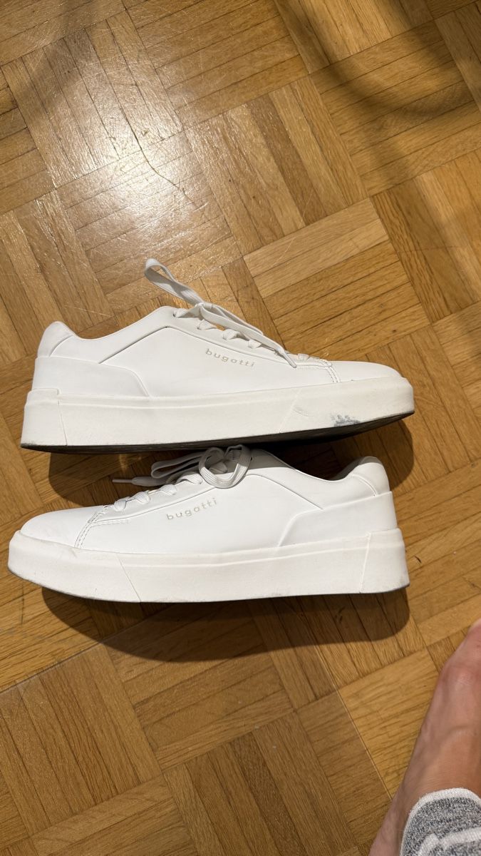 Bugatti Chaussures hommes: Bugatti Sneaker Gr. 42  – Neuf (Voir description) à Oberengstringen par naatasciia_ 3