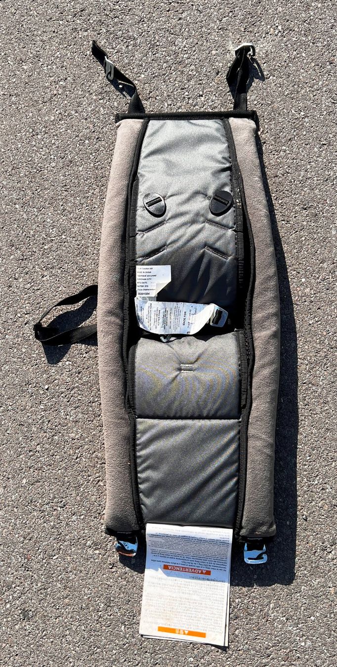 Thule Rimorchi: Thule Chariot Infant Sling / Babysitz – Usato da Beromünster venduto da gecsswiss 1