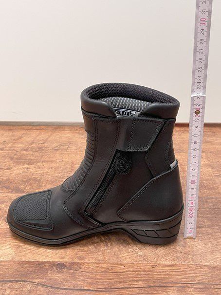 Büse Motorradstiefel Damen (Gebraucht) in Koppigen für CHF 89