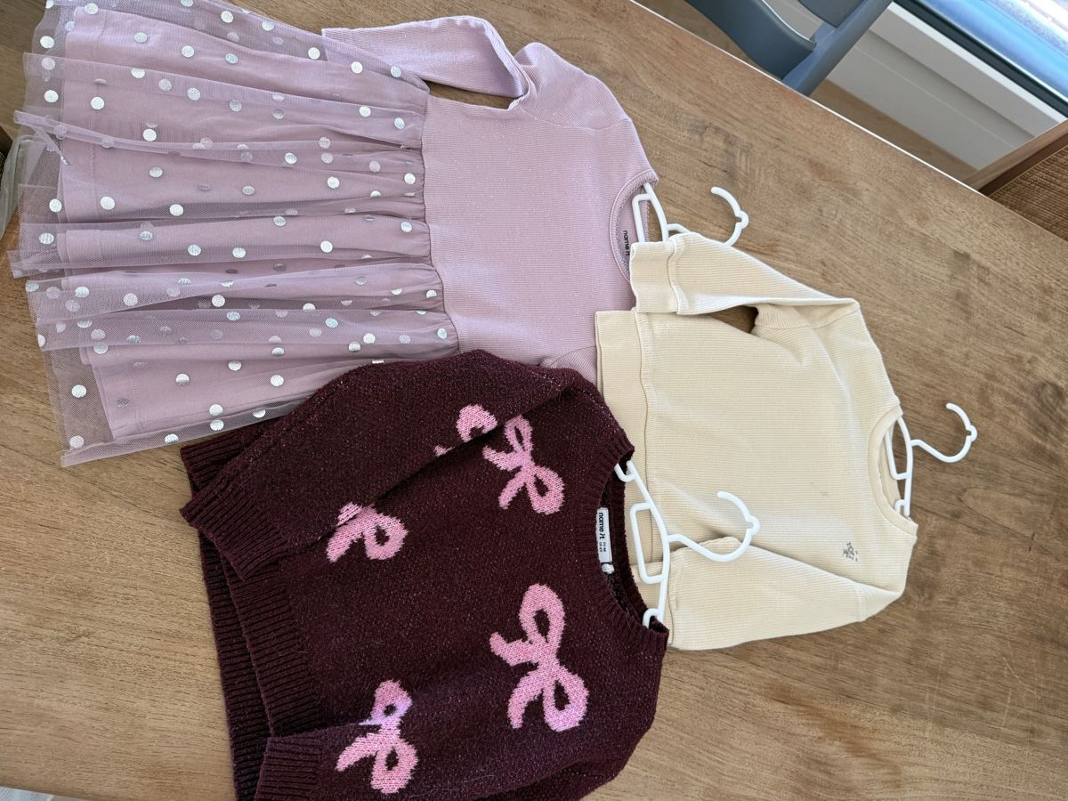 Kleiderpakete & -sets: Paket mit Mädchenkleider Gr.92/98 – Gebraucht aus Baar von LiliMM 1