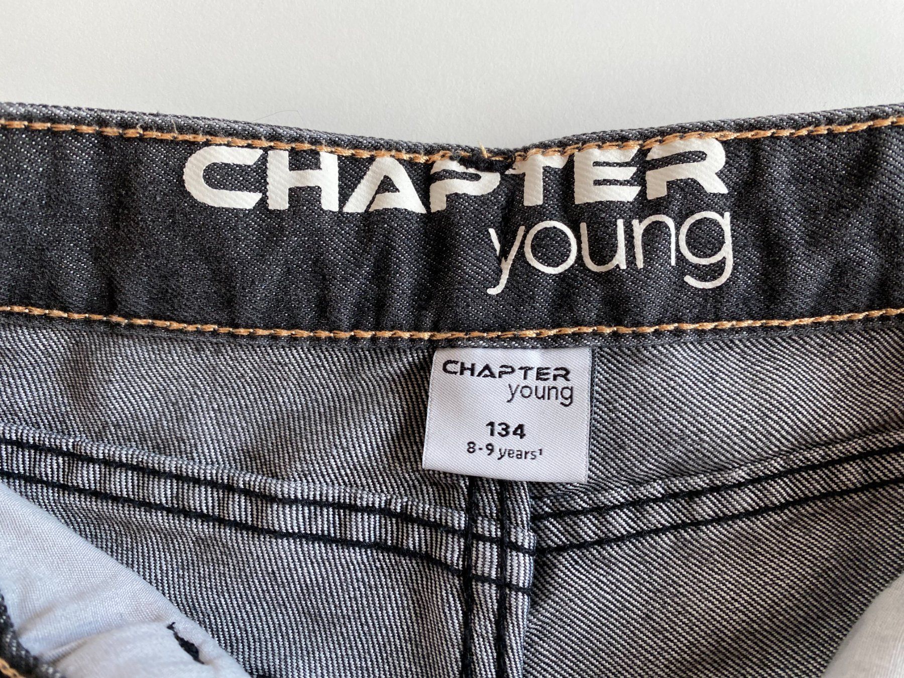 Pantaloni: Shorts 134 CHAPTER young, anthrazit – Usato da Wagen venduto da 20Ricola18 2