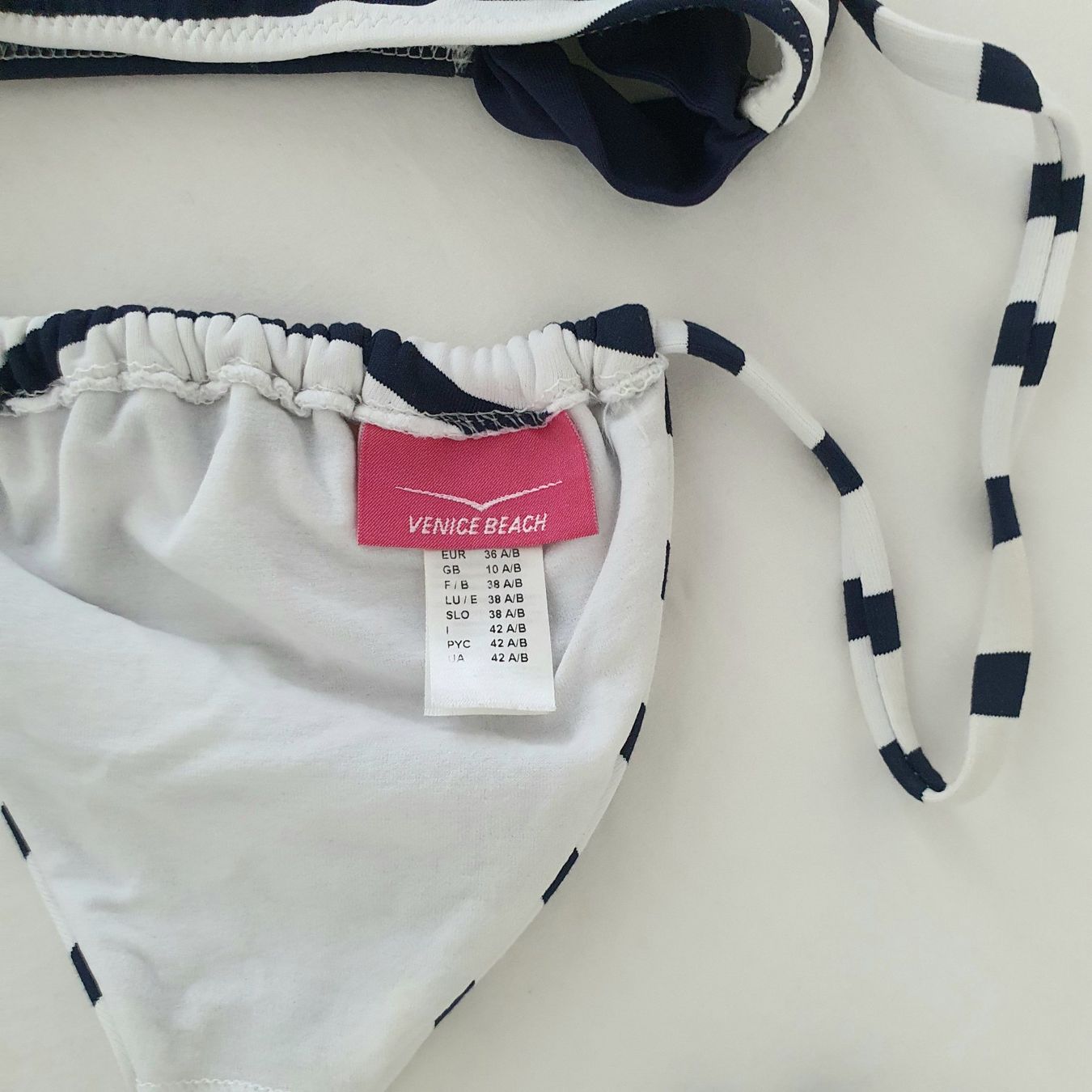 Costumi da bagno & Bikini: Venice Beach Triangel-Bikini in Maritim-Look – Usato da Weiach venduto da sim_8s27 3