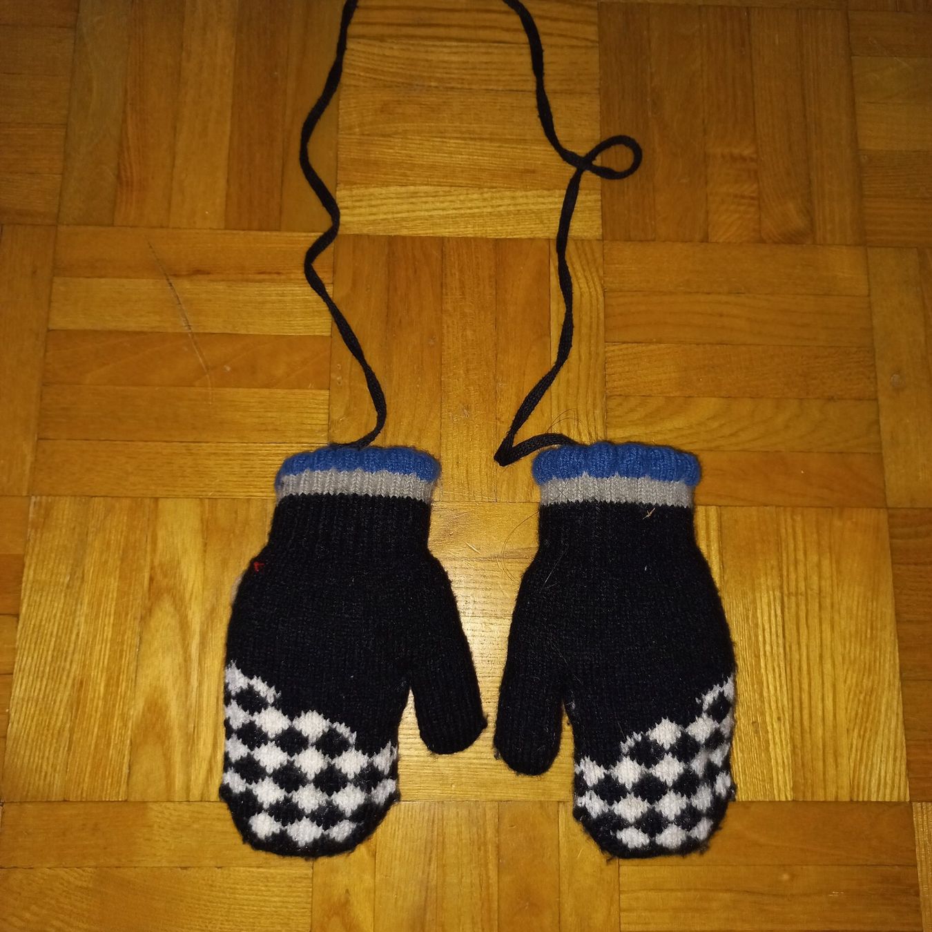 Guanti & manicotti: Wollen Handschuhe für Baby oder Kleinkind – Usato da Bachenbülach venduto da enigmatic 1