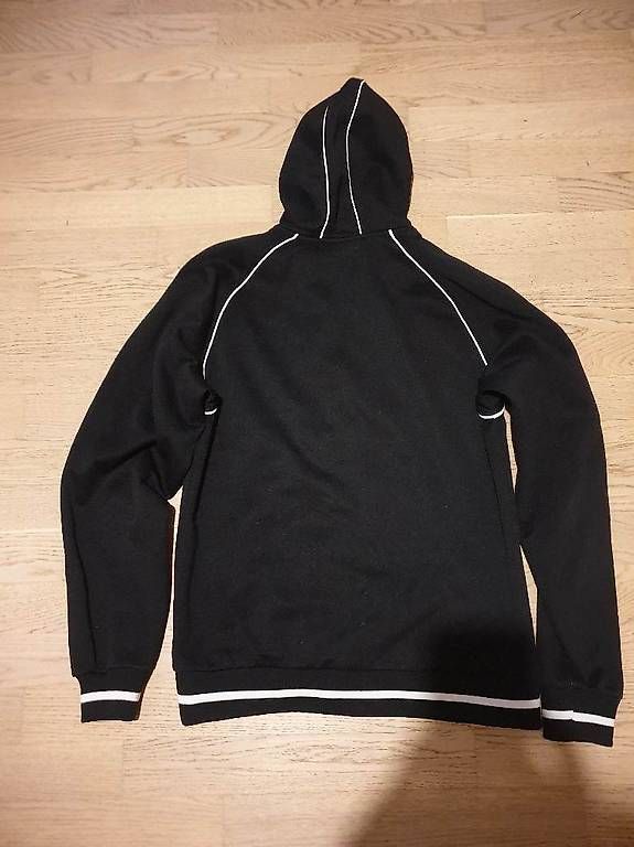Pullover & Sweatshirts: Pull Armé swiss Grenadiers – Gebraucht aus Vaulruz von m.yoann 1
