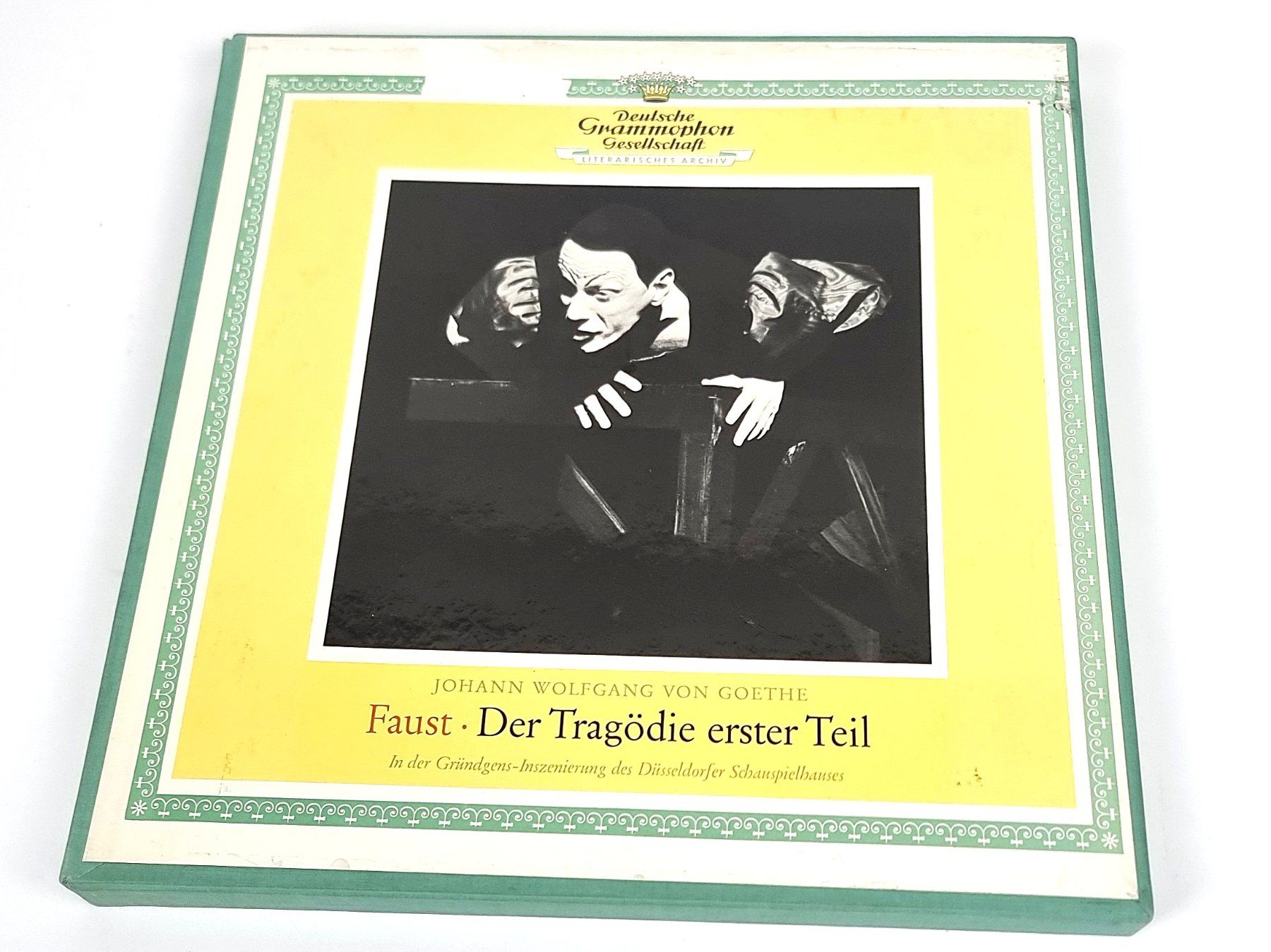 Dischi in vinile: 3 LP-Vinylbox "Faust - Der Tragödie erster Teil" – Usato da Urtenen-Schönbühl venduto da Restwert_Schoenbuehl