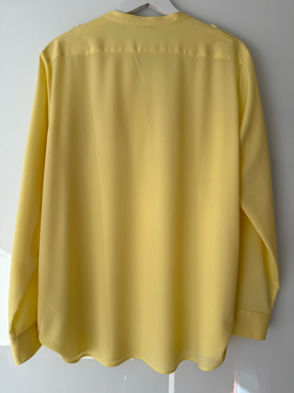 Calvin Klein Blusen: Calvin Klein Damenbluse gelb – Gebraucht aus Zürich von yoli.m 1