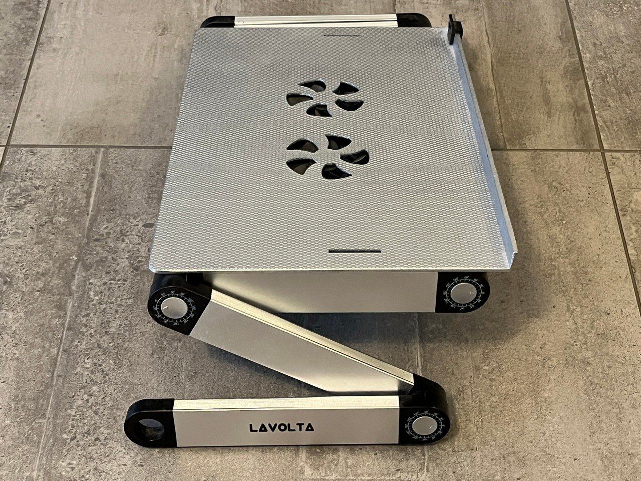 Racks & Cavalletti: Lavolta Laptop Ständer – Usato da Domat/Ems venduto da cgrho01 1