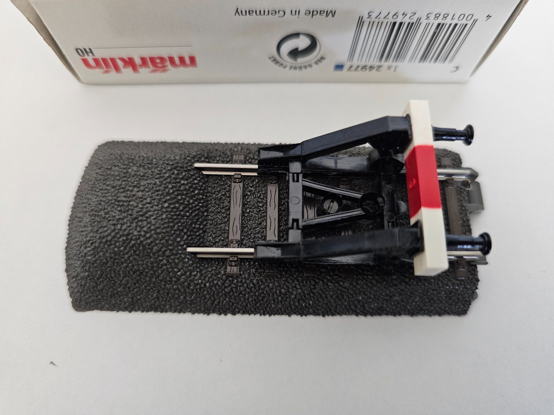 Märklin Modellini di ferrovie: Märklin 24977 C-Prellbock ohne Beleuchtung – Nuovo e nell'imballaggio originale da Hunzenschwil venduto da swissladyshop 1