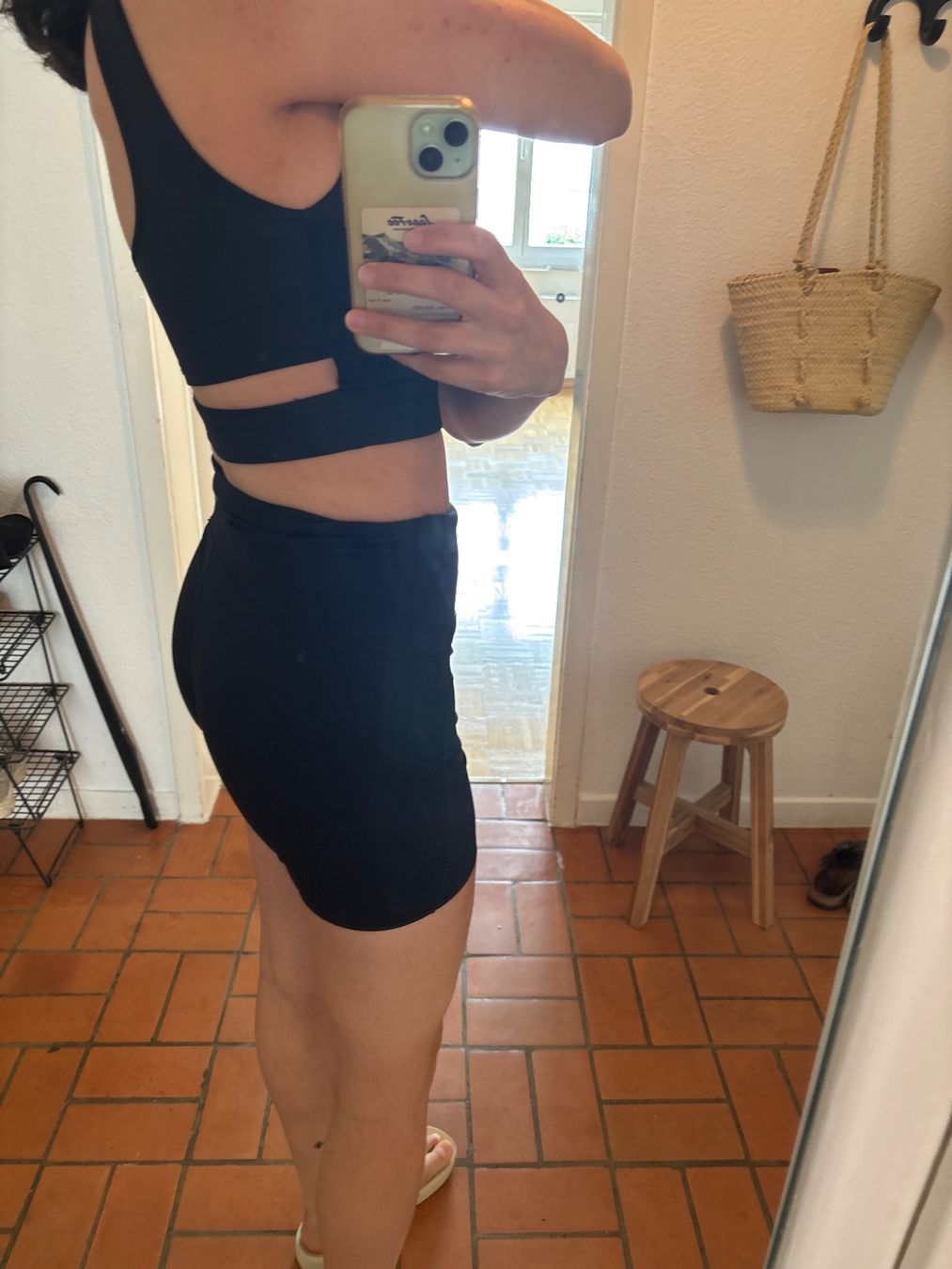Tops: Crop Top von Gina Tricot – Neu (gemäss Beschreibung) aus Zürich von nnsn 4