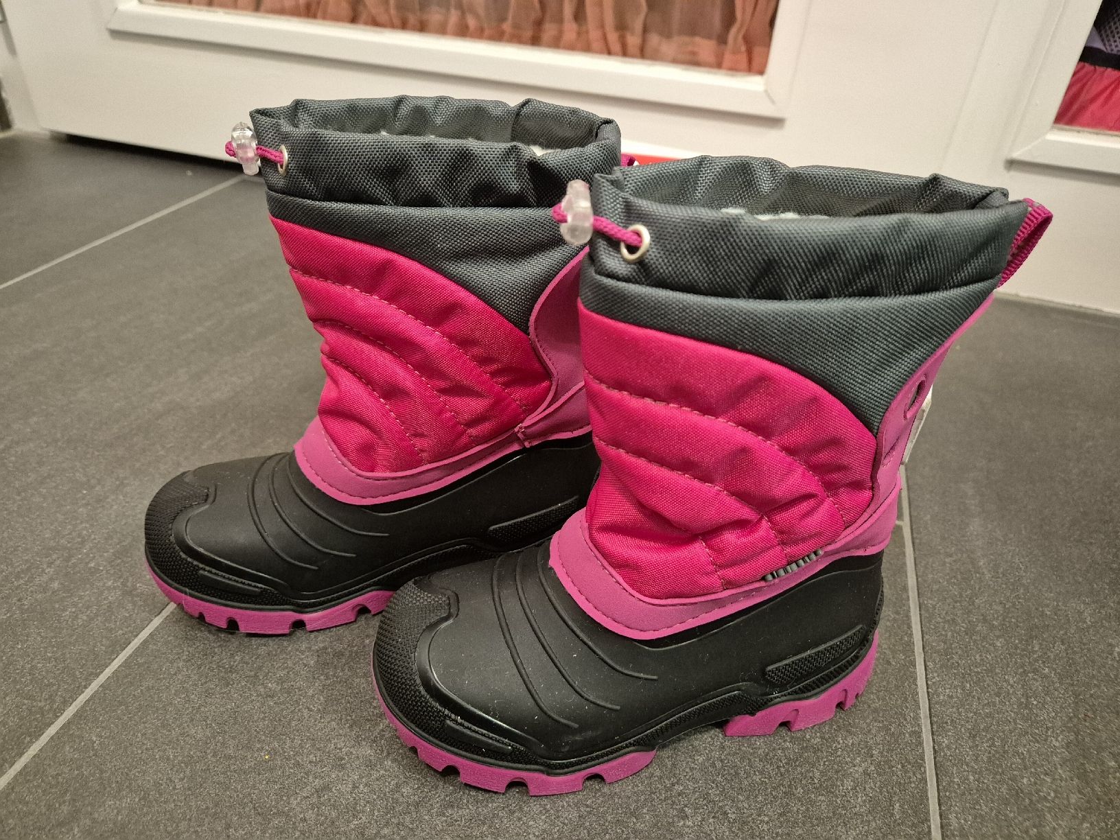 Scarpe per ragazze: Stiefel warm gr  27 neu – Nuovo e nell'imballaggio originale da Weesen venduto da flying_kiwi 1