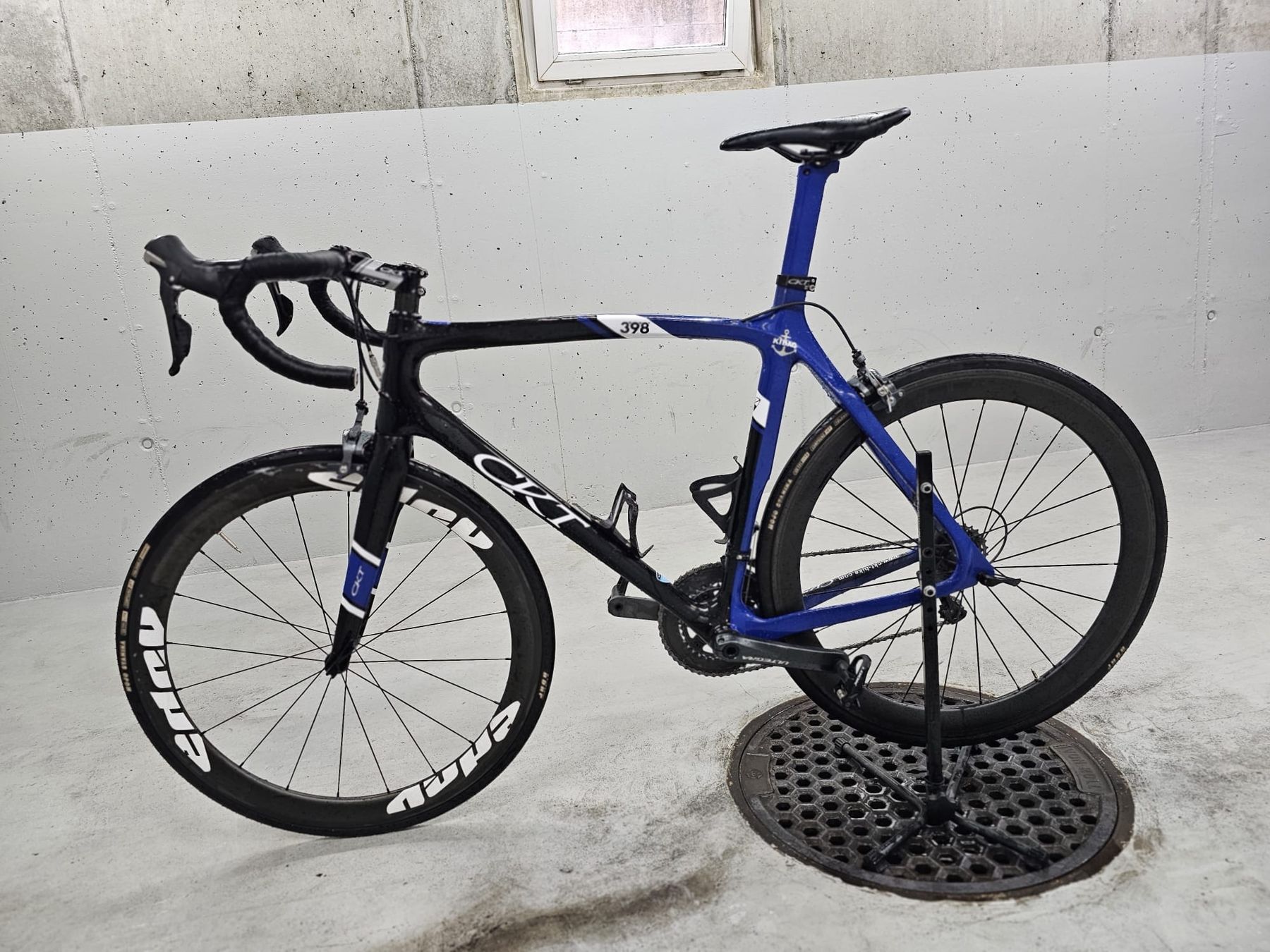Biciclette: CKT-Rennrad blau, Carbon – Usato da Balsthal venduto da Katzundmaus 1