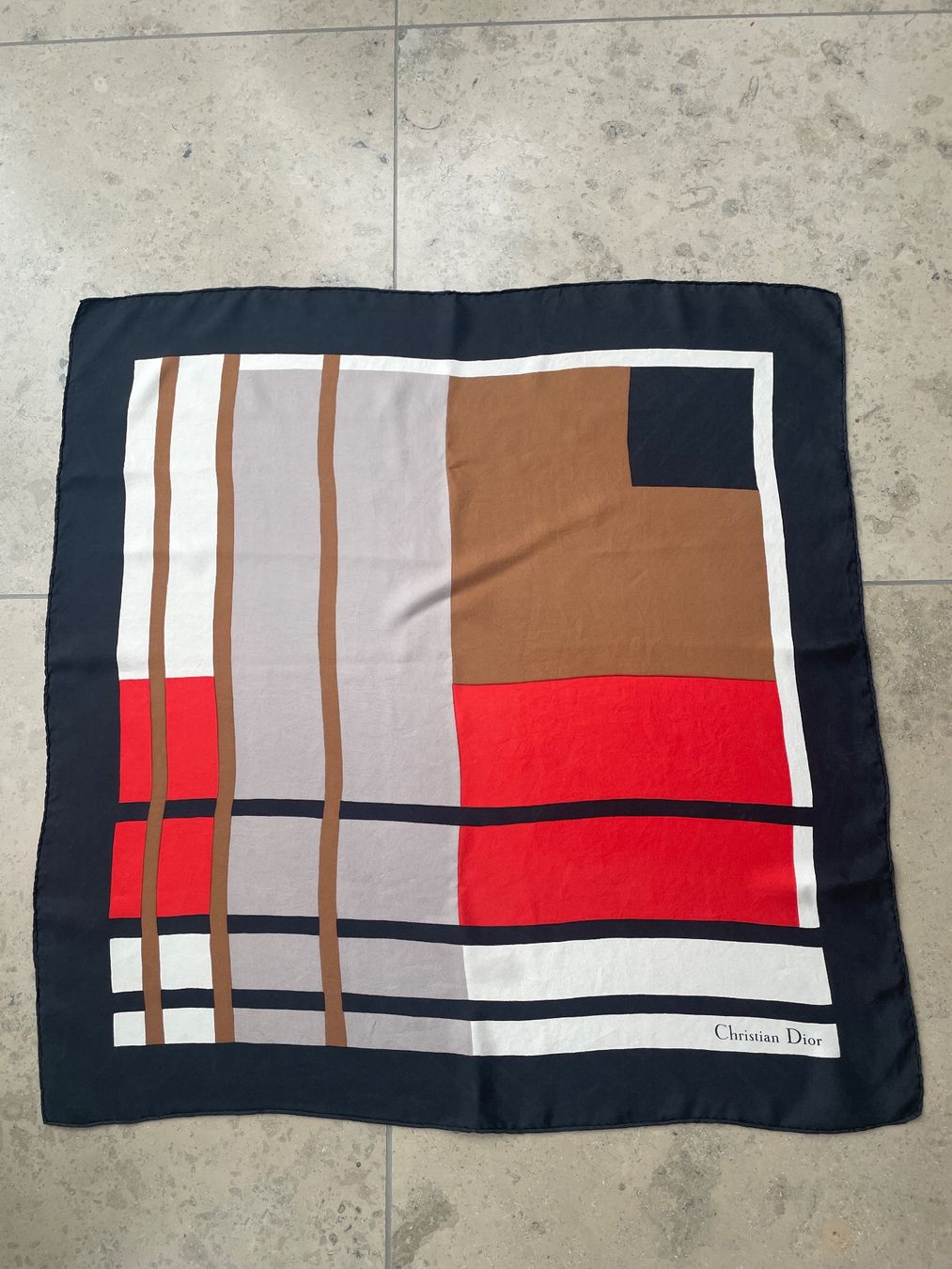 Dior Foulards, Tücher & Schals: Dior Seidenfoulard – Gebraucht aus Thalwil von rasko008 1