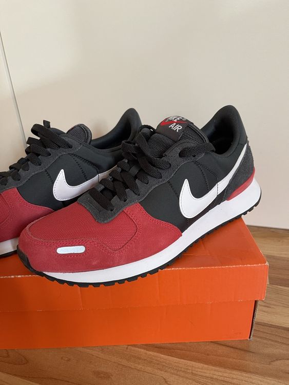 Nike Air 42. 26.5cm. Nouvelles Baskets. Original Kaufen auf Ricardo